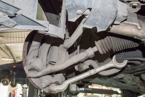 “ตัวเก็บเสียง” ที่ประเมินต่ำเกินไปสำหรับแชสซีของคุณ: บุชชิ่งกันโคลงสร้างความรู้สึกในการขับขี่ระดับพรีเมียมได้อย่างไร